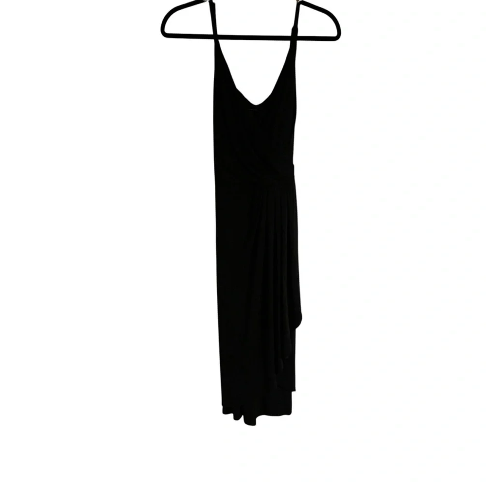 White House black market whbm little black dress classic size 8